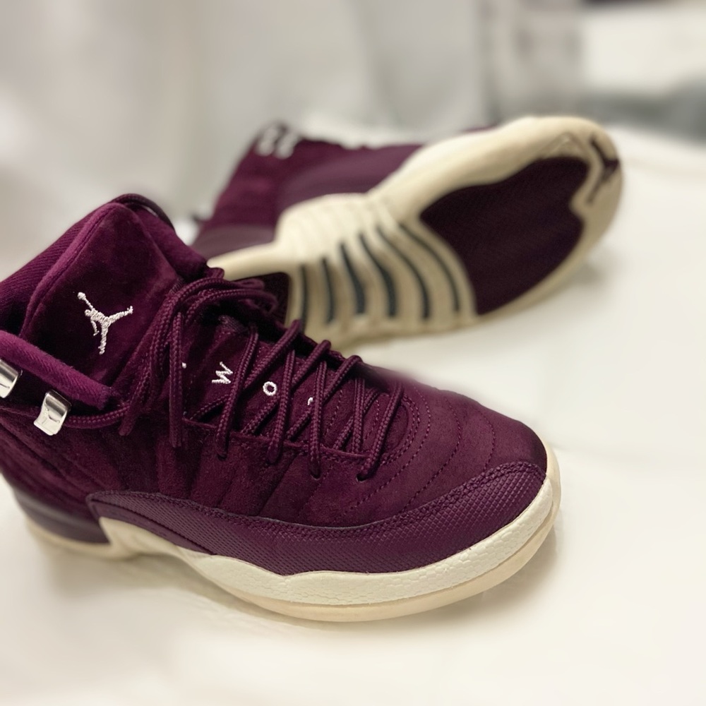 Air Jordan 12 Retro BG Bordeaux - Picture 1 of 5